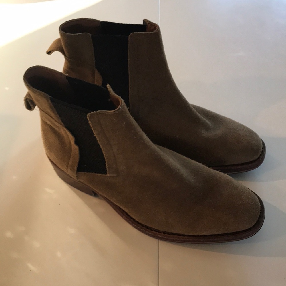 Suede Chelsea Boot by Hudson London - Size 41/10.5
